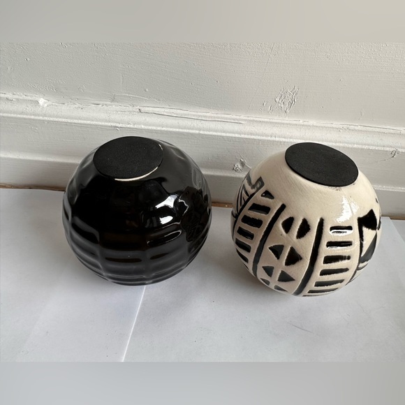 Pier 1 - Decorative Clay Spheres - Set of 2 - Picture 3 of 4